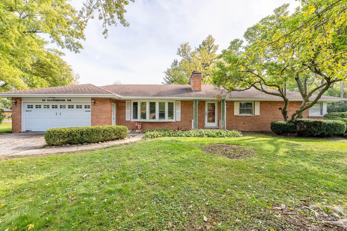 21 Glenbrook Drive, Prospect Heights, IL 60070 - #1