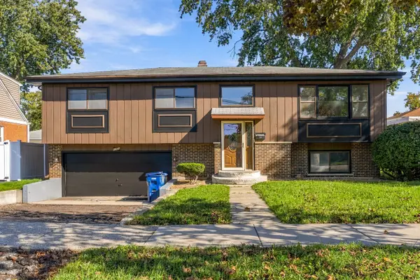1703 N Taft Avenue, Berkeley, IL 60163
