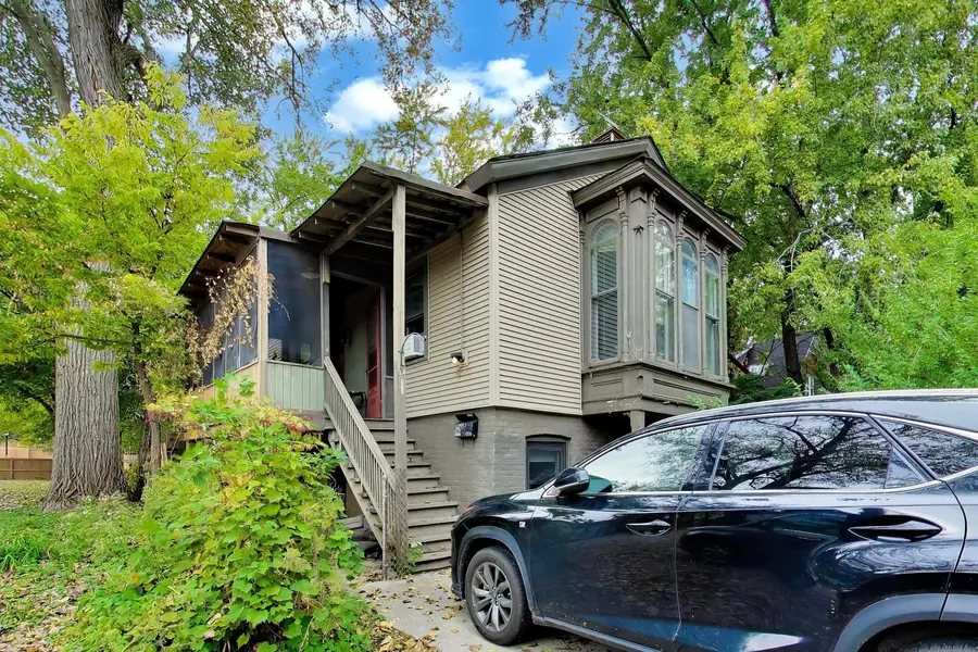 1038 Custer Avenue, Evanston, IL 60202 - #2