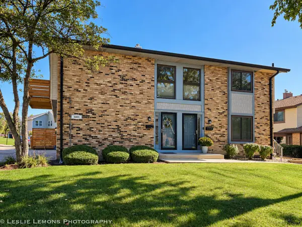 8329 Portsmouth Drive #C, Darien, IL 60561