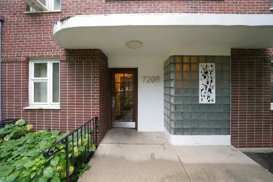 7208 Oak Avenue #1SW, River Forest, IL 60305 - #3