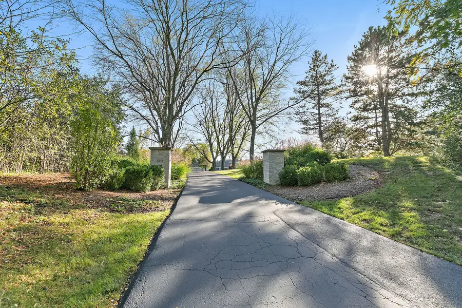 418 W County Line Road, Barrington Hills, IL 60010 - #2