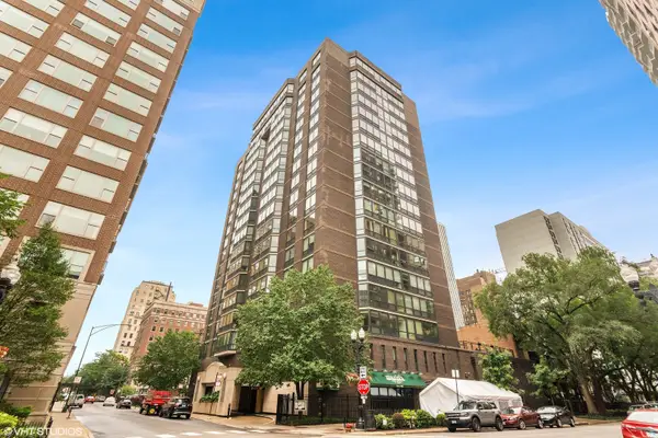 21 W Goethe Street #6F, Chicago, IL 60610