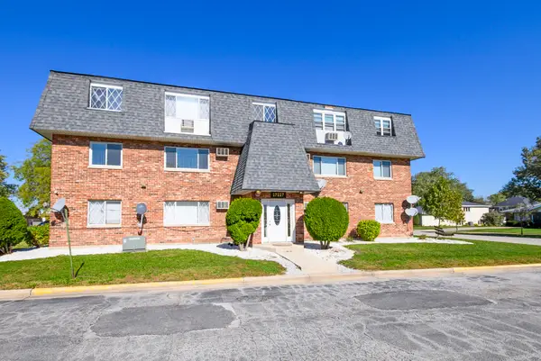 17227 71st Court #2, Tinley Park, IL 60477