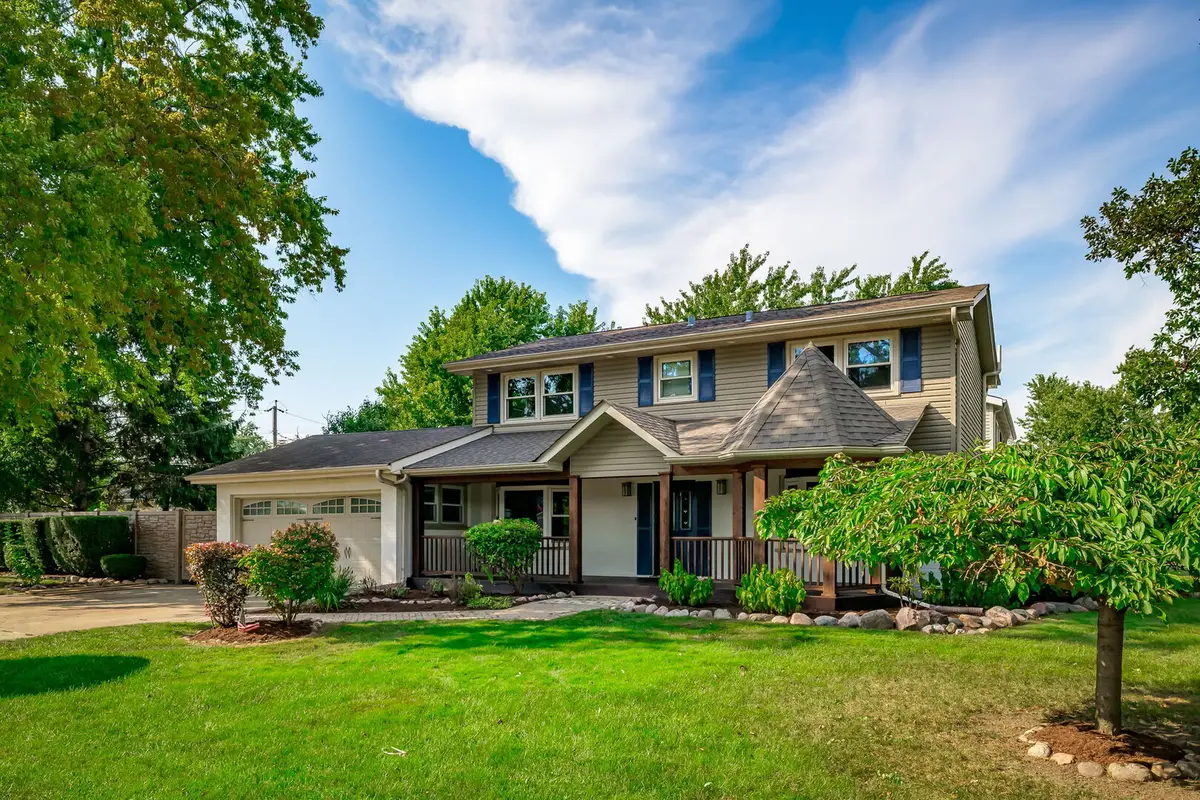 305 E Armitage Avenue, Elmhurst, IL 60126 - #1