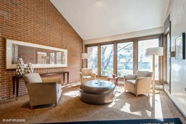 22 Park Lane #204, Park Ridge, IL 60068 - #3