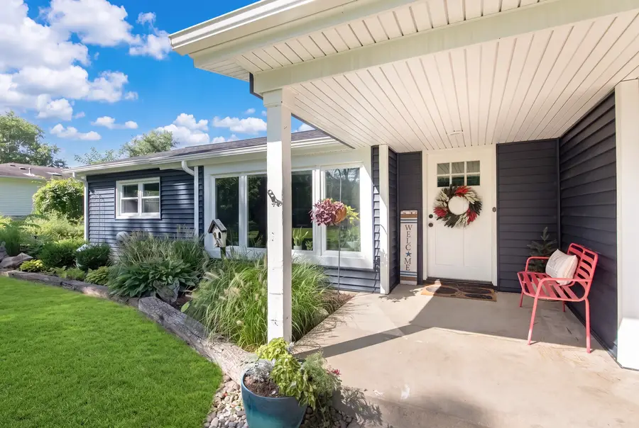 1012 Martha Street, Elk Grove Village, IL 60007 - #2