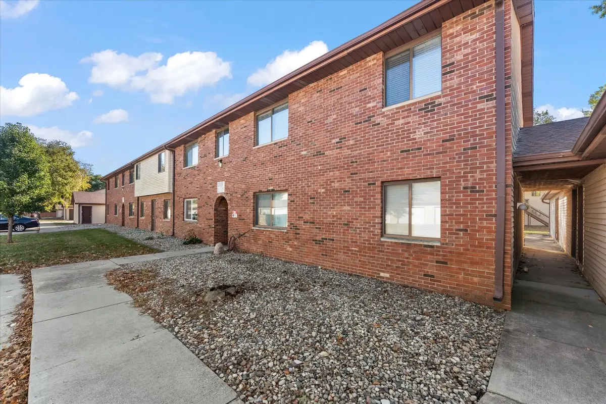 1303 Brian Place #8, Urbana, IL 61802 - #1