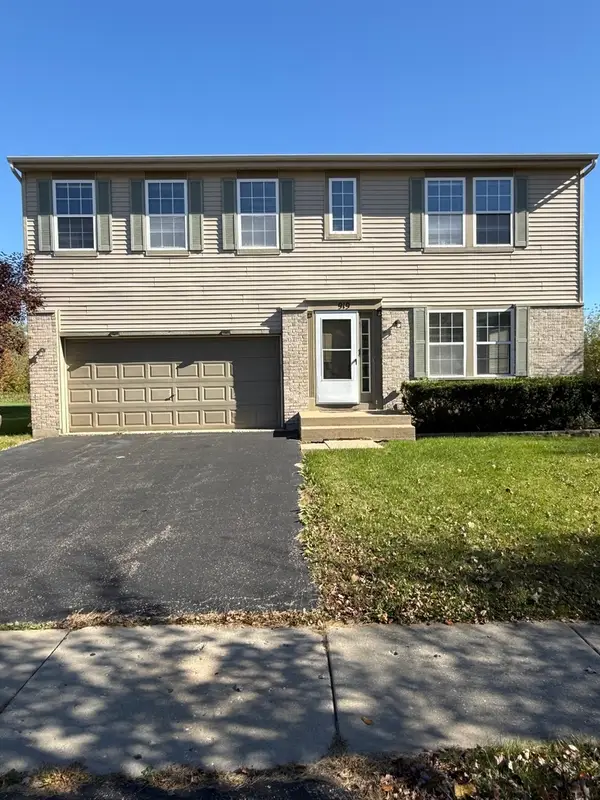 919 Valley Stream Drive, Pingree Grove, IL 60140