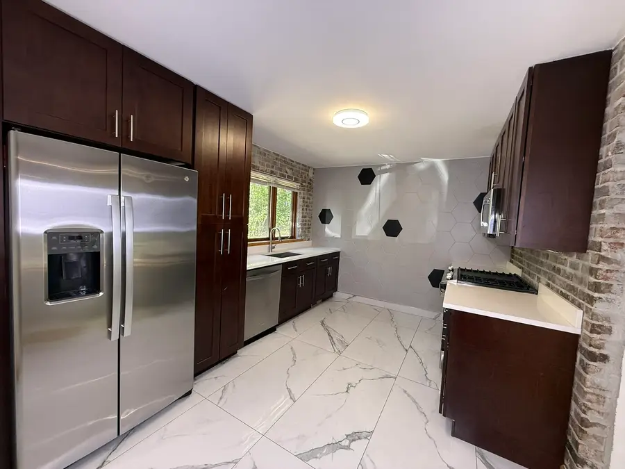 306 Park Avenue, Cary, IL 60013 - #3