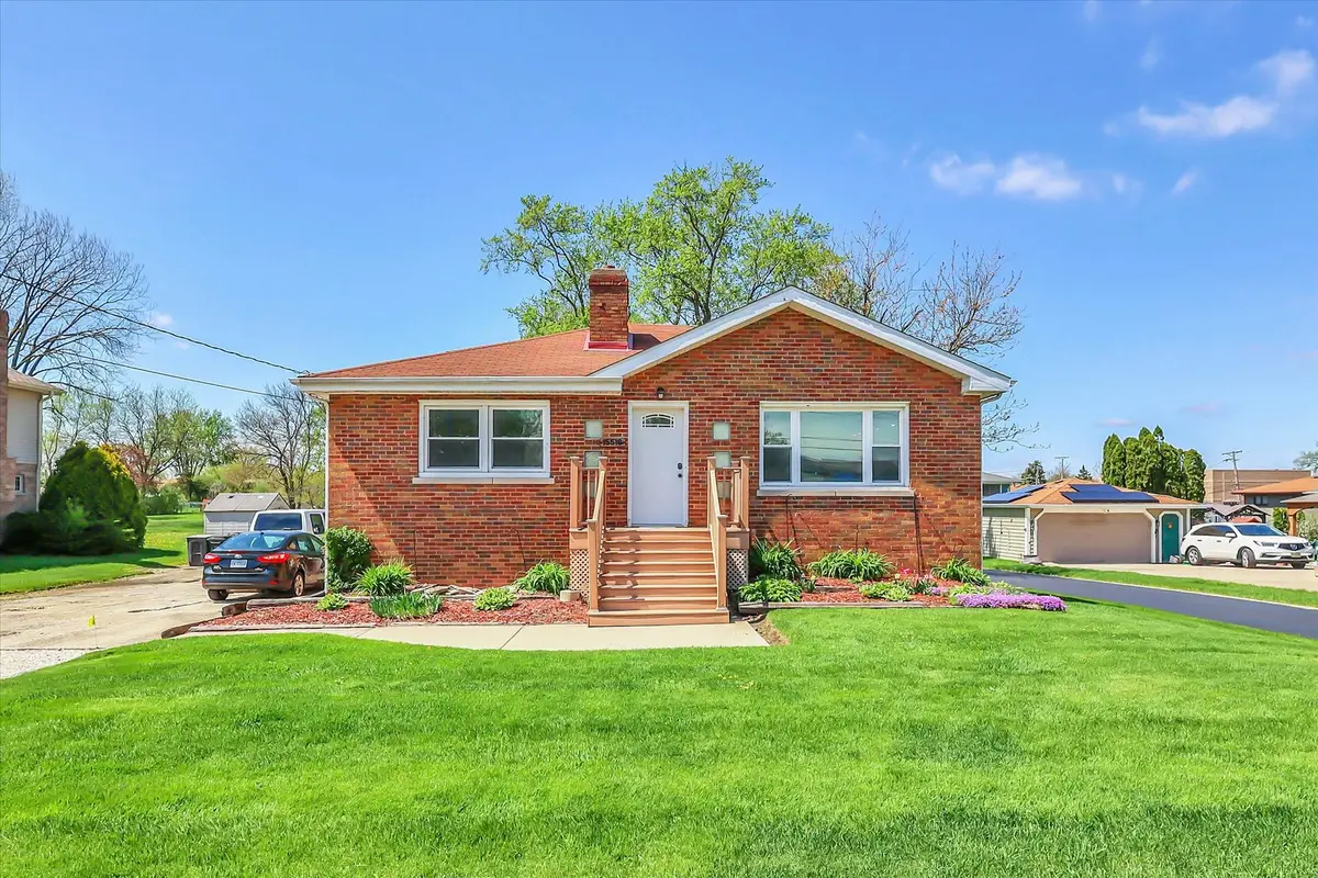 15516 Laramie Avenue, Oak Forest, IL 60452 - #1