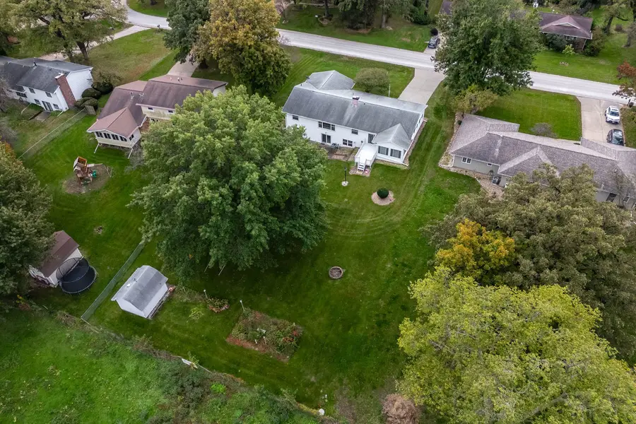 410 Ridge Drive, Geneseo, IL 61254 - #3