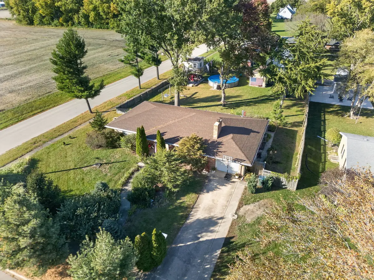 290 W 3rd Street, Coal City, IL 60416 - #1