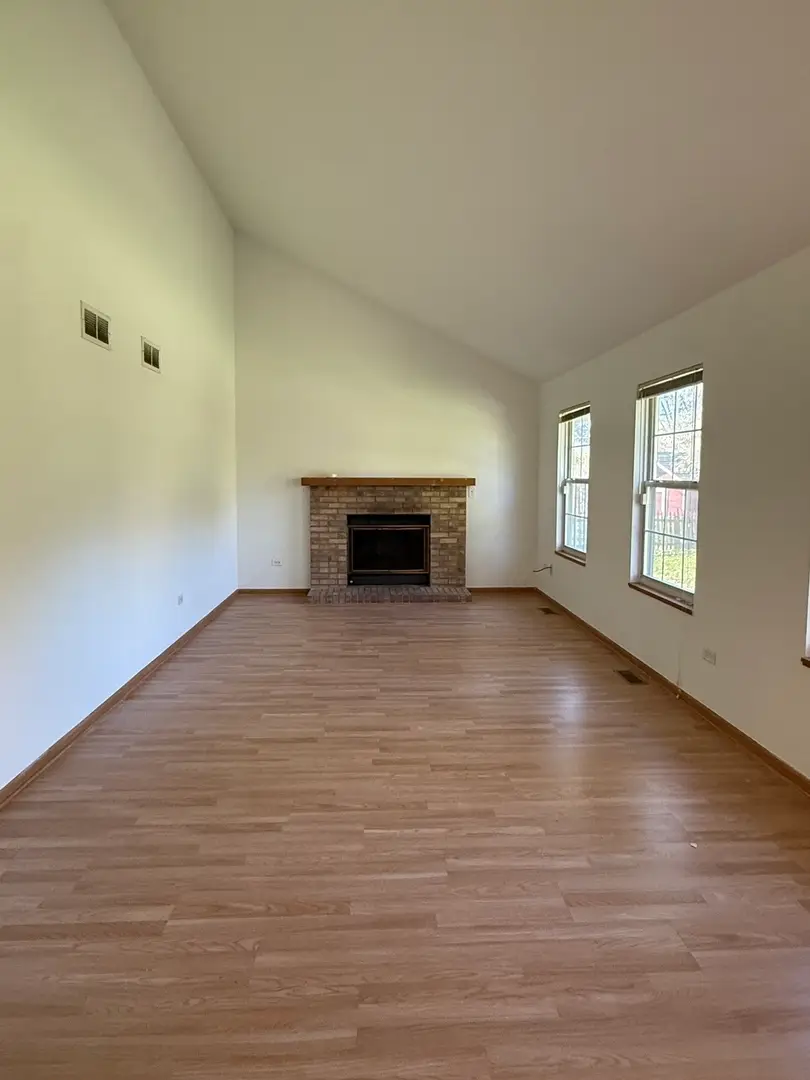 3766 Atlantic Avenue, Gurnee, IL 60031 - #3
