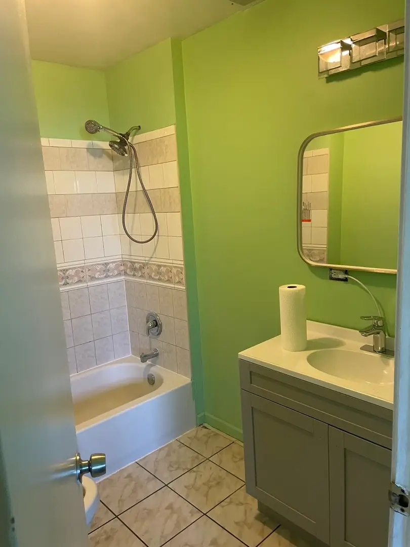 Address Withheld By Seller, Chicago, IL 60628 - #3