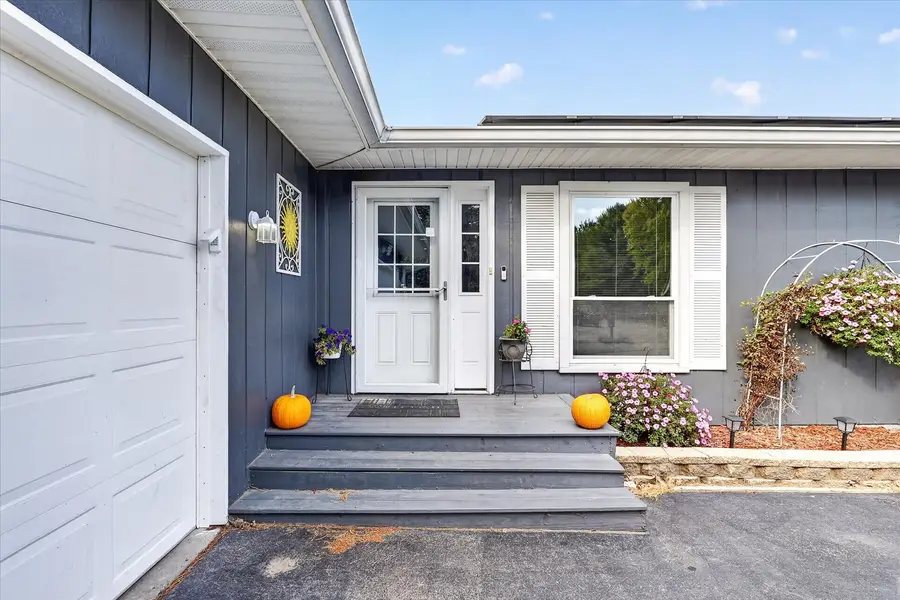 8085 Clearview Drive, Rockford, IL 61102 - #3