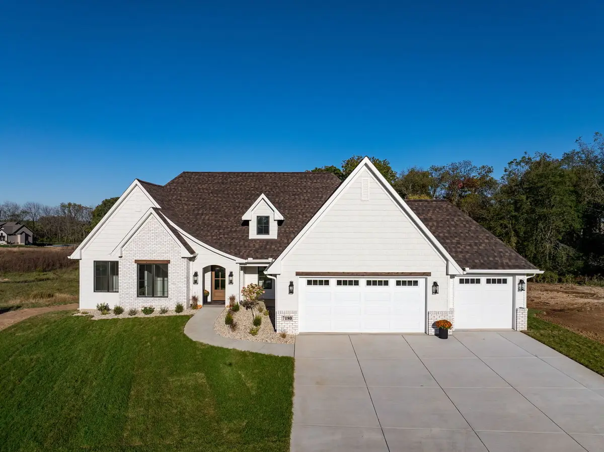 7180 Alvie Lane, Bettendorf, IA 52722 - #1