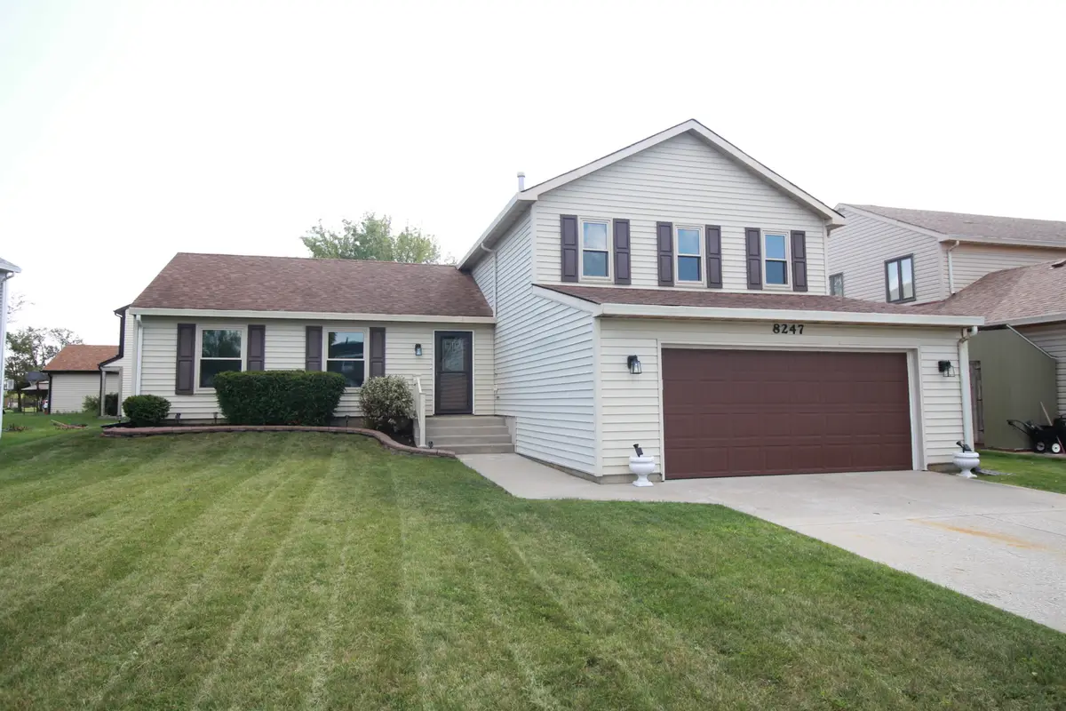 8247 W Wintergreen Drive, Frankfort, IL 60423 - #1