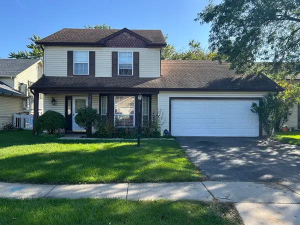 109 Azalea Circle, Streamwood, IL 60107