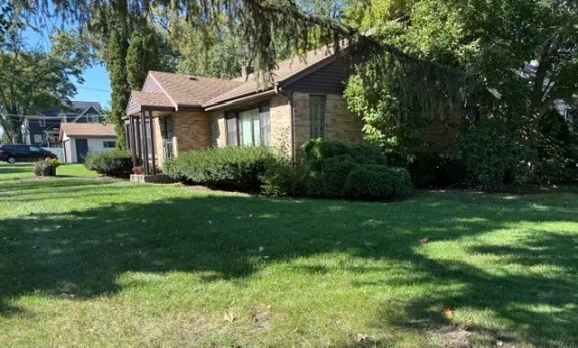 353 E 3rd Street, Elmhurst, IL 60126 - #1