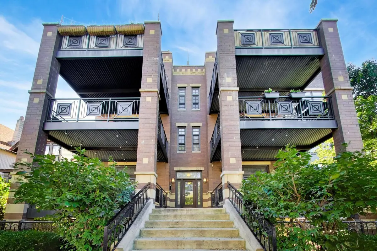 725 W Diversey Parkway #3W, Chicago, IL 60614 - #1