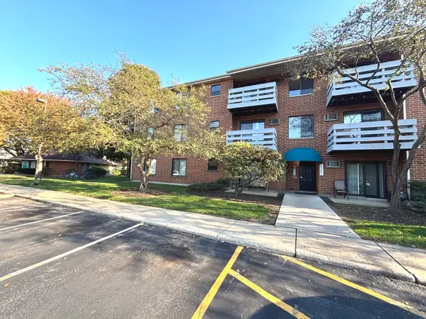 1375 N Winslowe Drive #103, Palatine, IL 60074