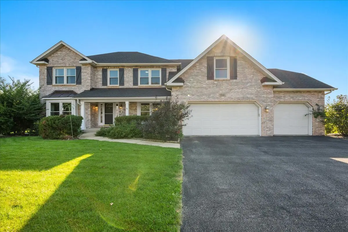 558 Bailey Drive, Batavia, IL 60510 - #1