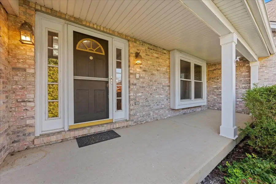 558 Bailey Drive, Batavia, IL 60510 - #2