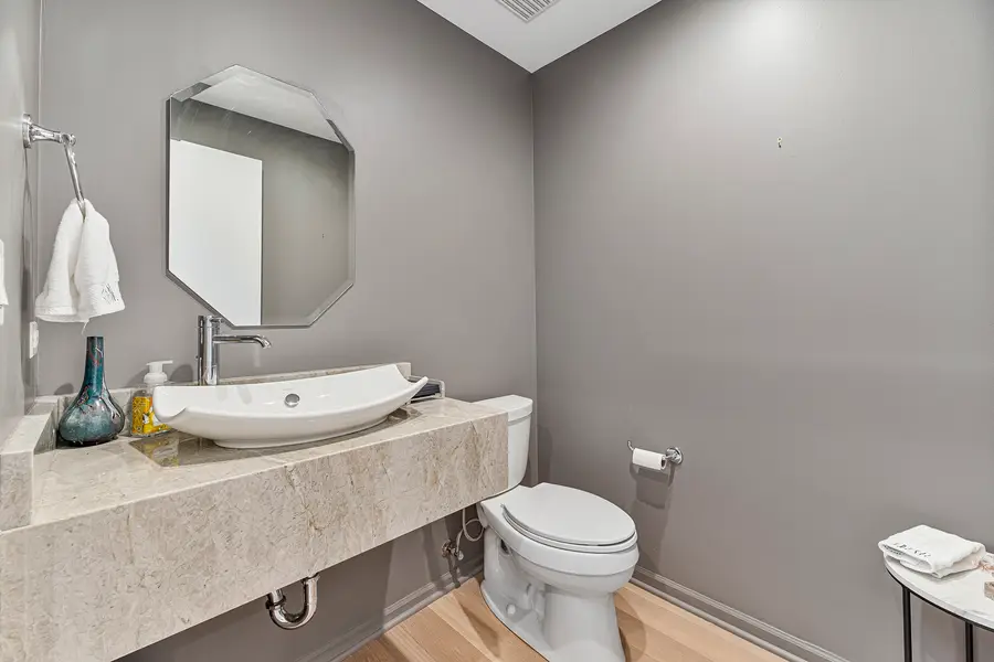 620 Homewood Avenue #407, Highland Park, IL 60035 - #3