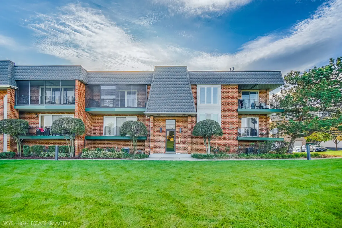 15711 S Sunset Ridge Court #1s, Orland Park, IL 60462 - #1