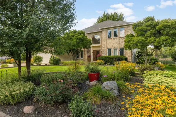 2020 Carlisle Street, Algonquin, IL 60102