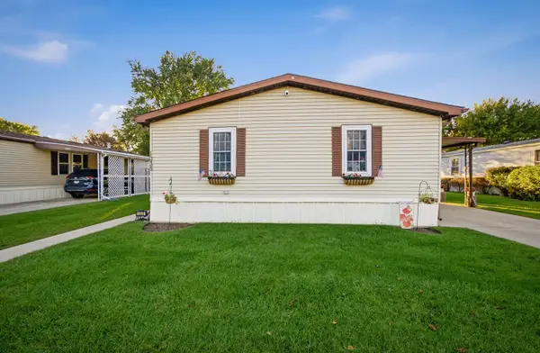 1035 Springdale Lane, DeKalb, IL 60115