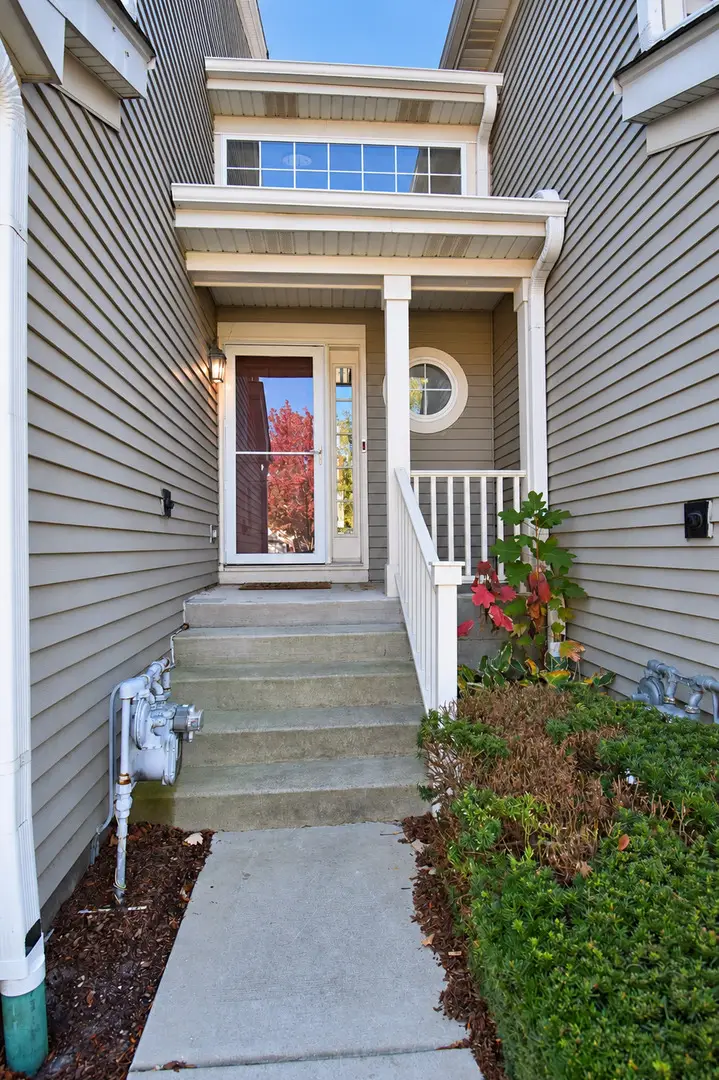 53 Stonegate Lane, Streamwood, IL 60107 - #2