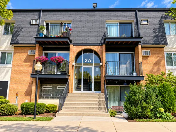 2A E Dundee Quarter Drive #308, Palatine, IL 60074