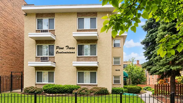 1645 W Farwell Avenue #3B, Chicago, IL 60626