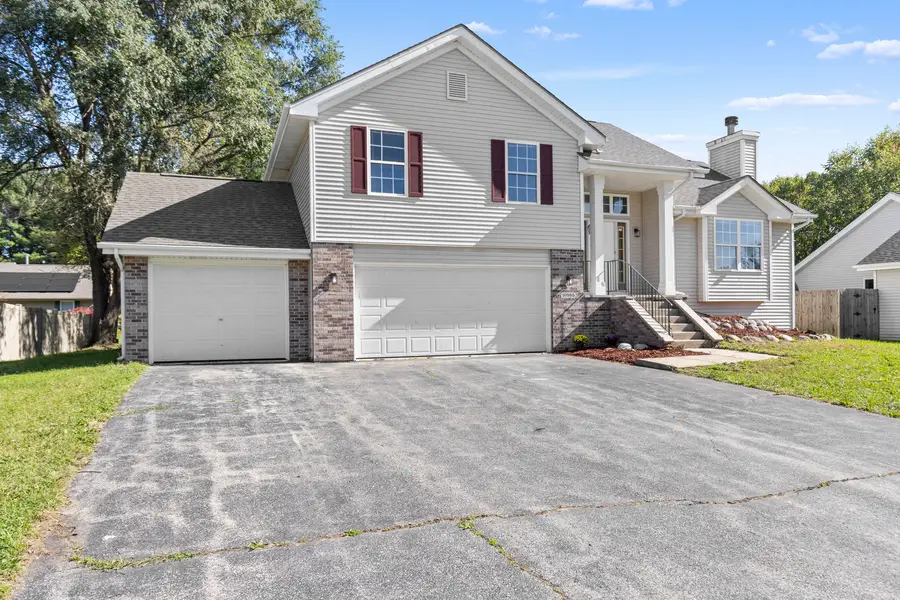 10985 Dixon Pines Circle, Machesney Park, IL 61115 - #2