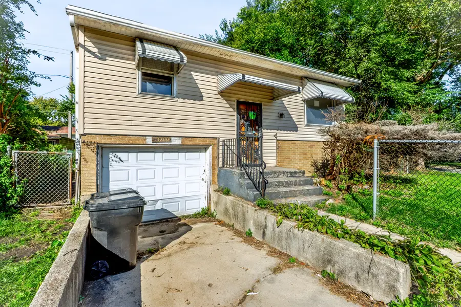 13200 S Saint Lawrence Avenue, Chicago, IL 60827 - #2