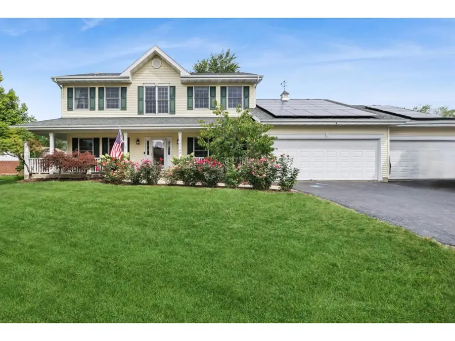 33147 N Lake Shore Drive, Grayslake, IL 60030 - #2