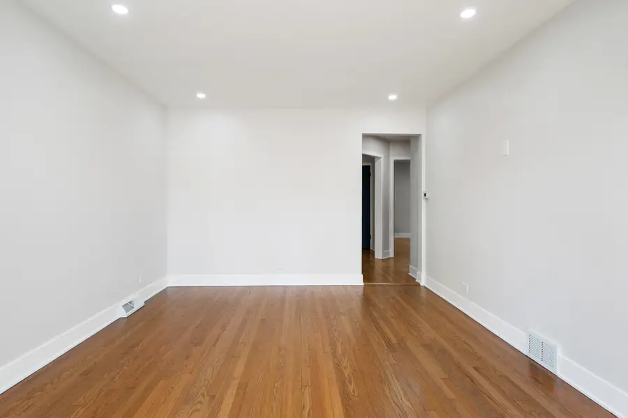 6332 N Mobile Avenue, Chicago, IL 60646 - #3