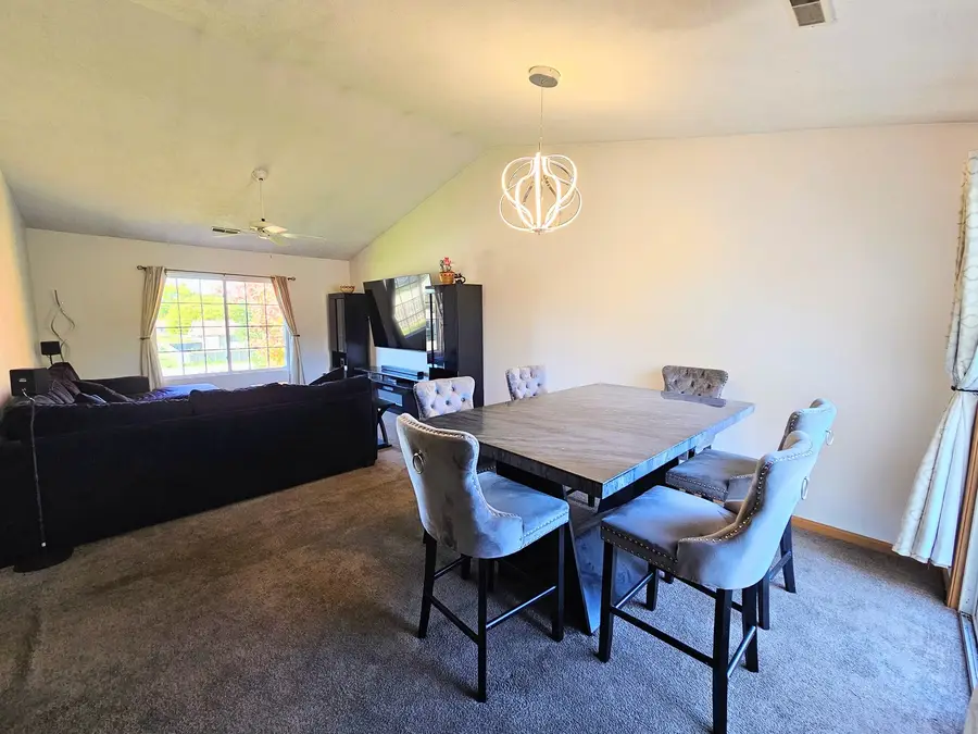 6514 Timberleaf Court #6514-2, Loves Park, IL 61111 - #3