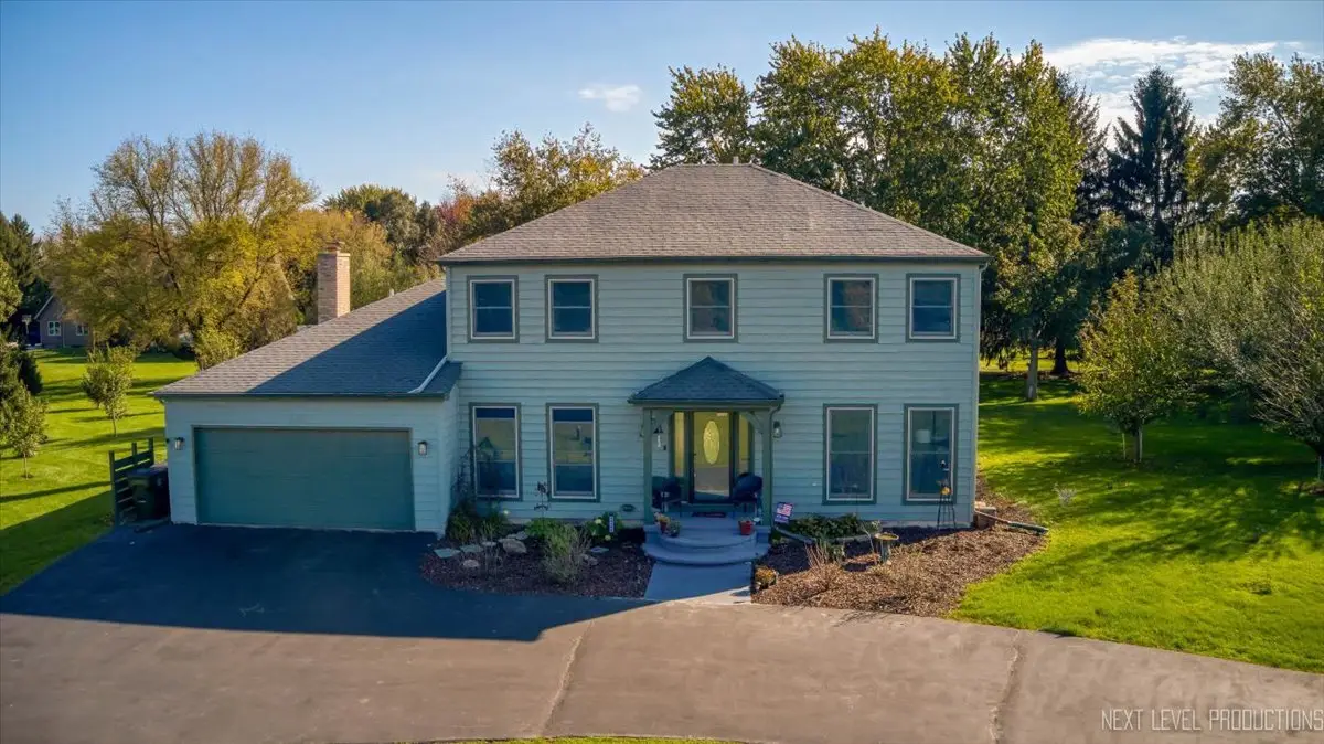 6N286 Creekside Drive, Saint Charles, IL 60175 - #1