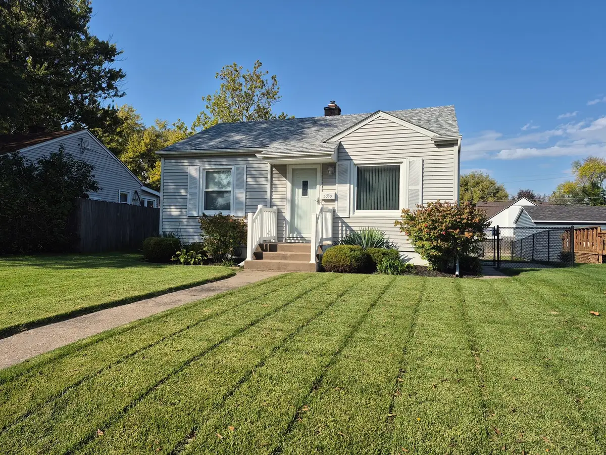3030 Central Avenue, Bettendorf, IA 52722 - #1