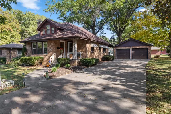 1529 Chelsea Avenue, Rockford, IL 61107