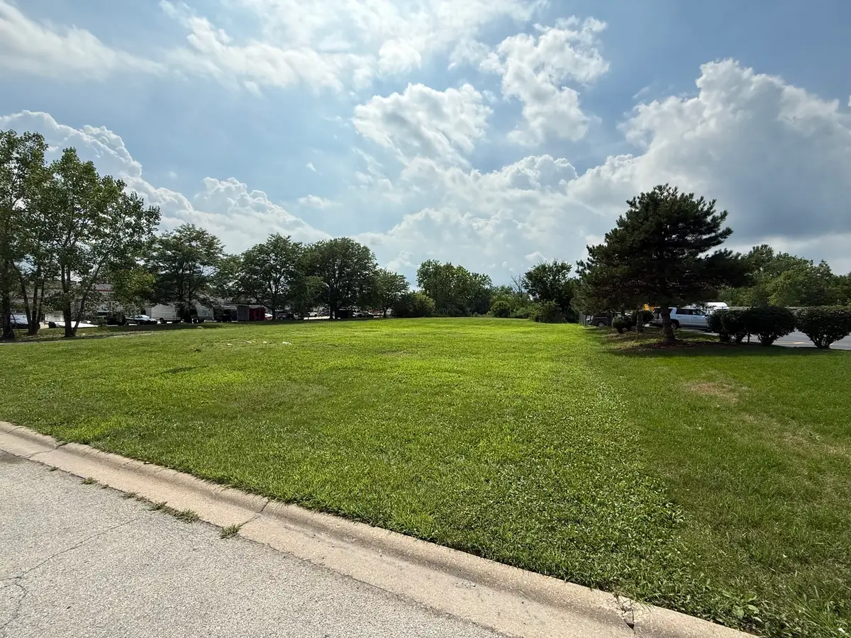 16230 S 107th Avenue, Orland Park, IL 60467 - #1