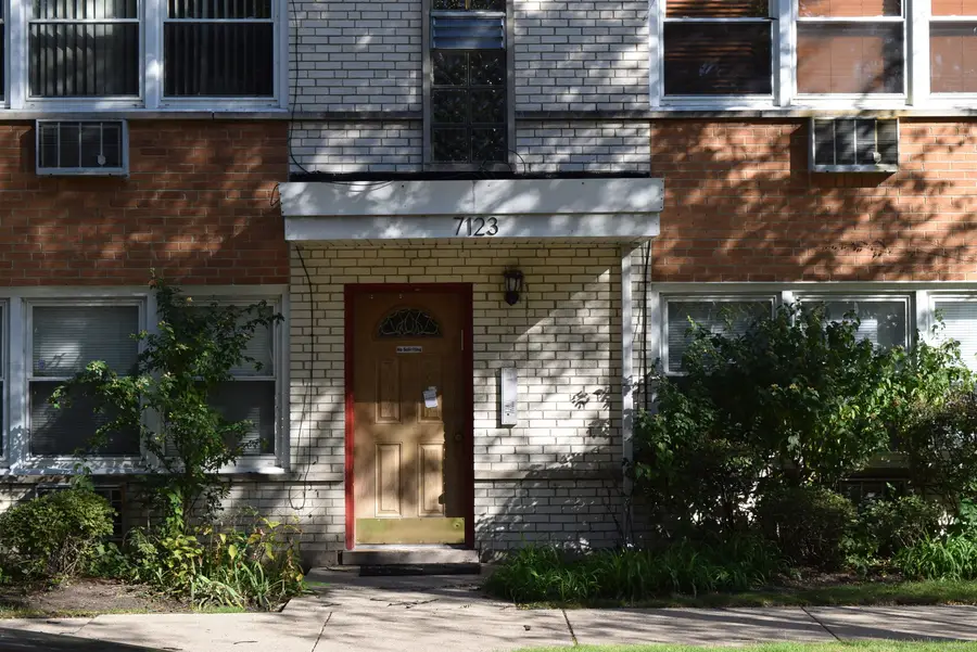 7123 N Damen Avenue #5E, Chicago, IL 60645 - #3