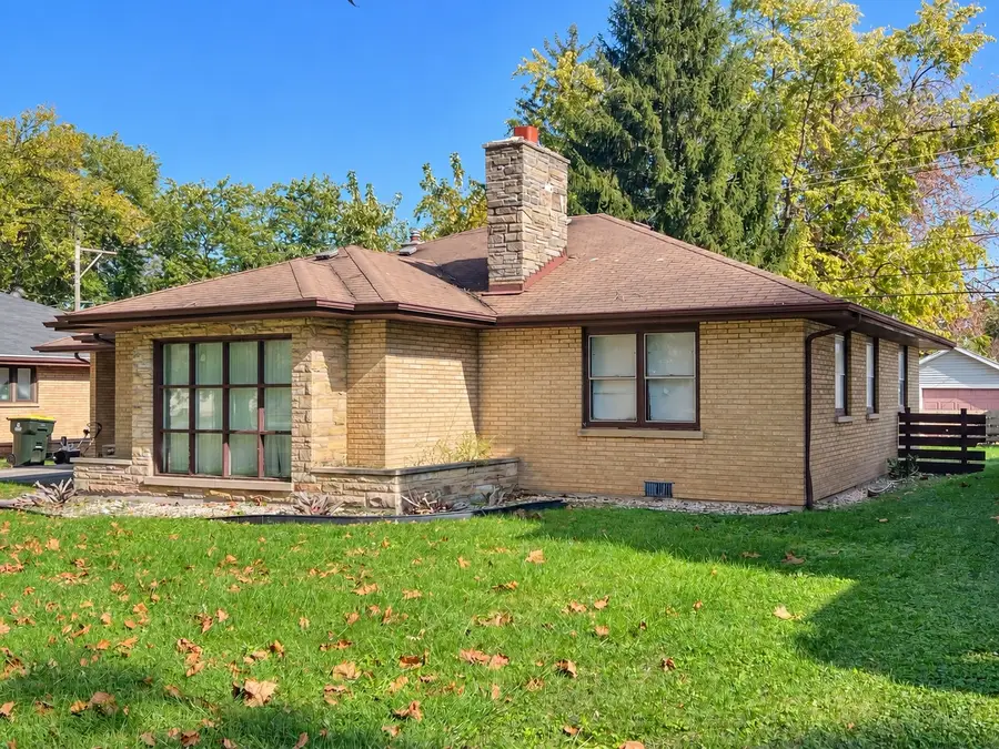 18009 Wentworth Avenue, Lansing, IL 60438 - #3