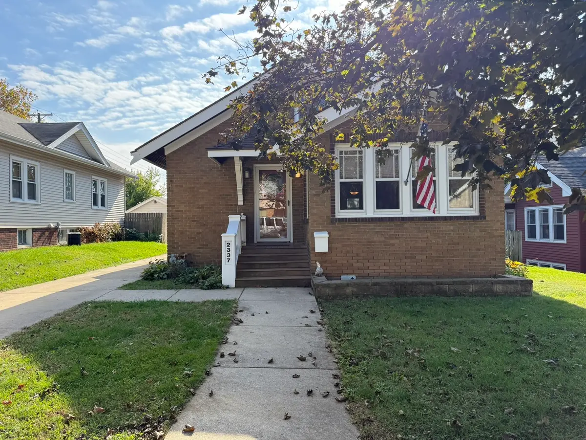 2337 17th Avenue, Rockford, IL 61104 - #1