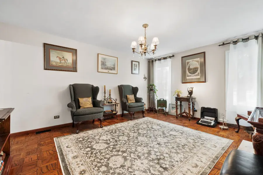 547 Grimes Avenue, Naperville, IL 60565 - #3