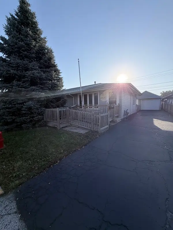 4257 Southwest Highway, Hometown, IL 60456