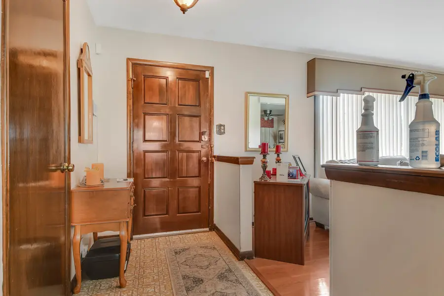 16112 Woodlawn West Avenue, South Holland, IL 60473 - #2